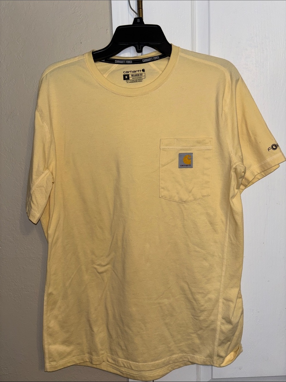 Carhartt Men’s Short Sleeve Pocket Tee in Pale Yellow
